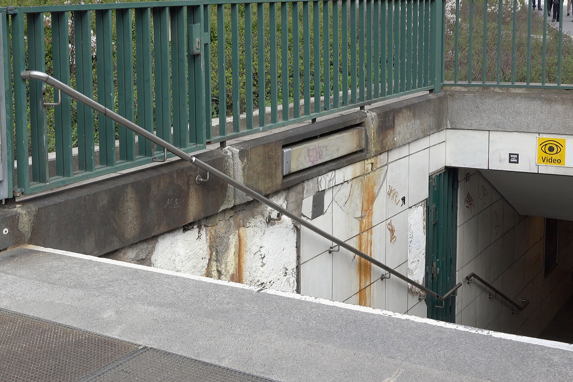 Christoph Radke, Berlin, U-Bahnhof Yorckstraße, Eingang, 2016